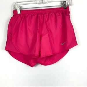 NIKE Modern Embossed Tempo Women's Running Shorts